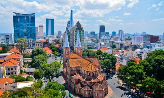 saigon  notre dame cathedral small