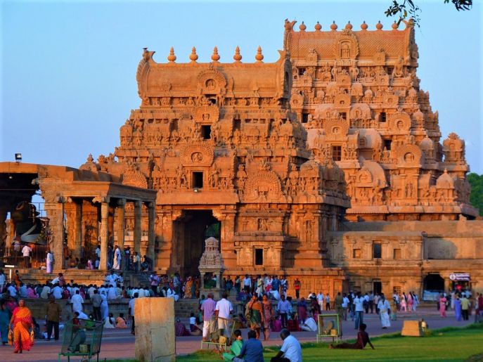 4 dimsum rondreis india tanjore brihadishwara temple chola architecture