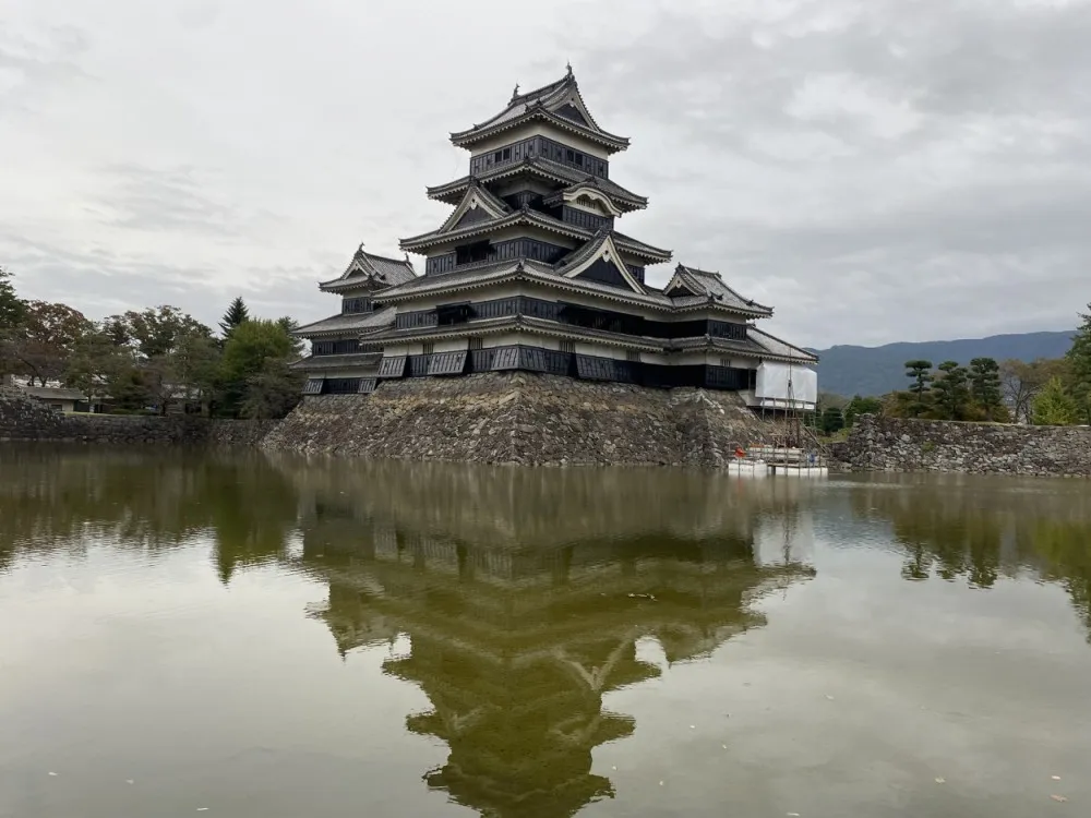 matsumoto-japan-zwarte-kraaien-kasteel