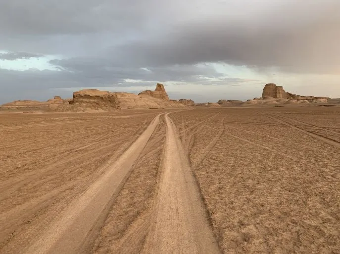 dimsum reizen iran woestijnreis dasht e kalut
