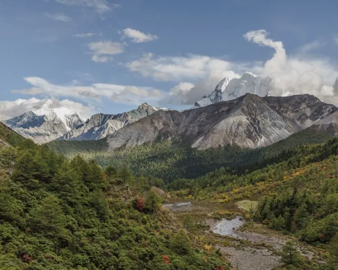 yading natuurpark oost tibet