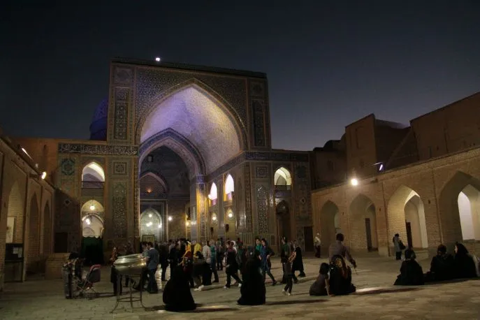 17 yazd moskee