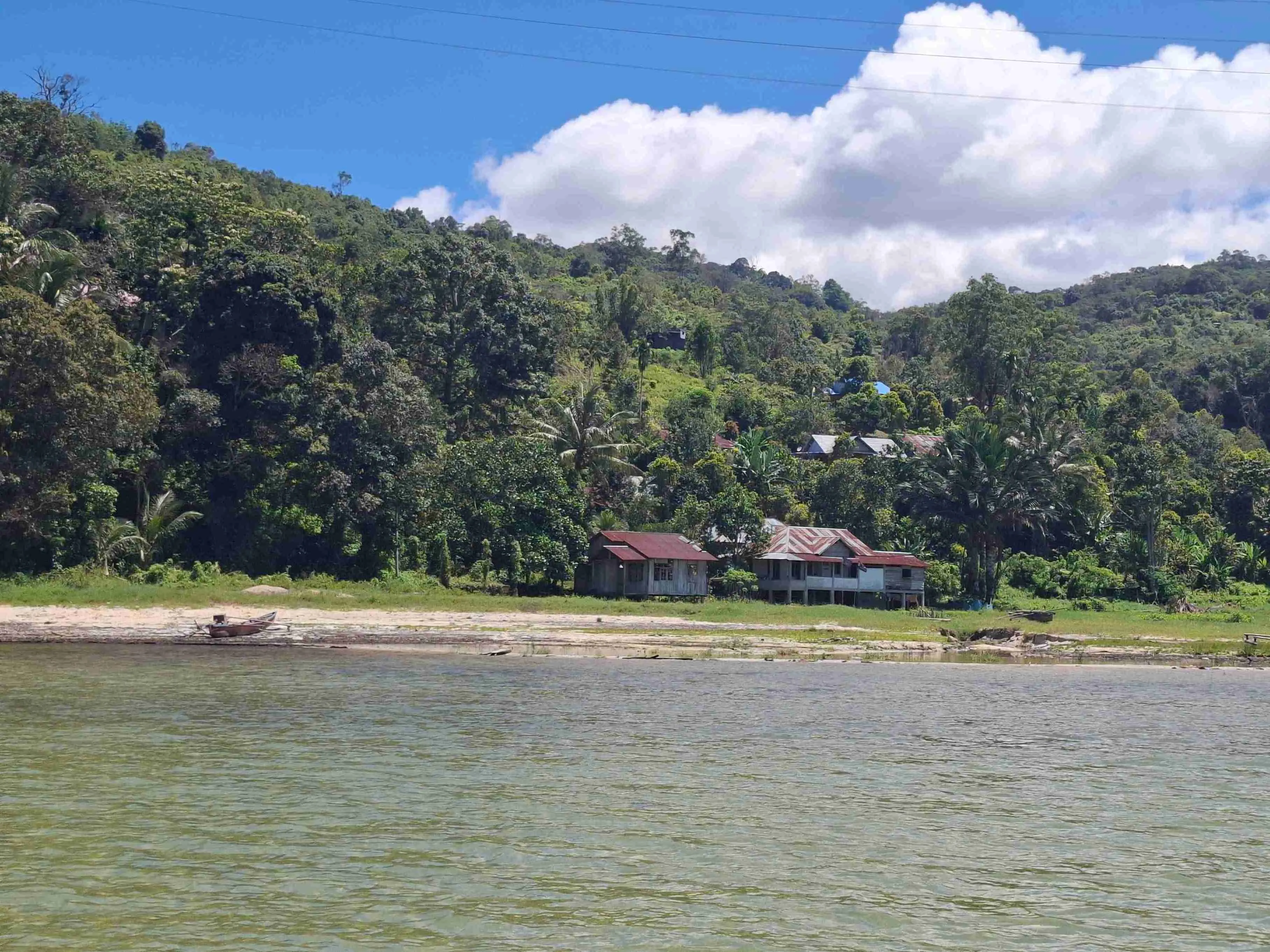 sulawesi-boottocht-poso-meer-pendolo-tentena