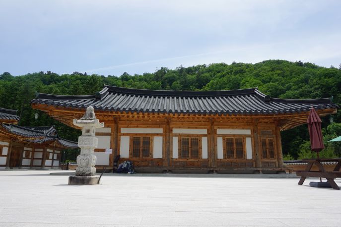 volg een tempelprogramma in het odaesan nationaal park zuid korea woljeongsa tempel dimsum reizen 2