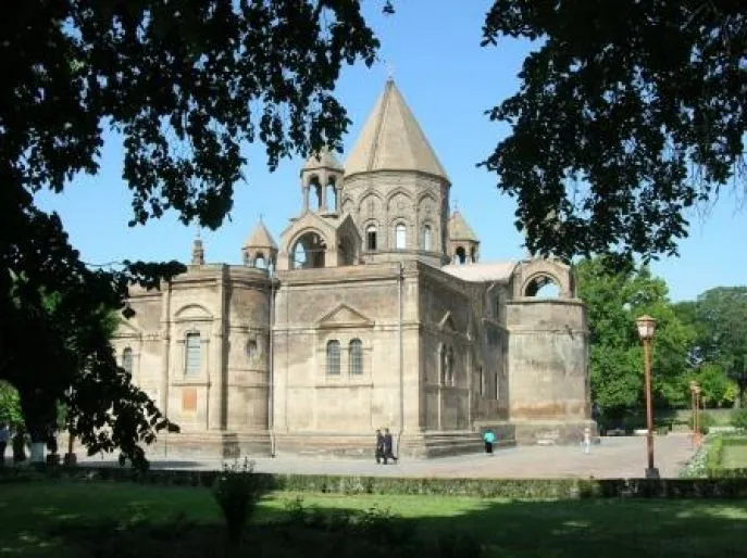 etchmiadzin cathedral 2