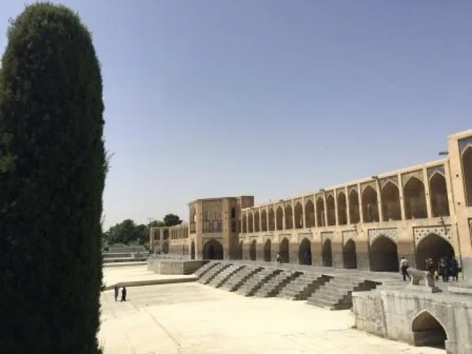 khaju bridge isfahan