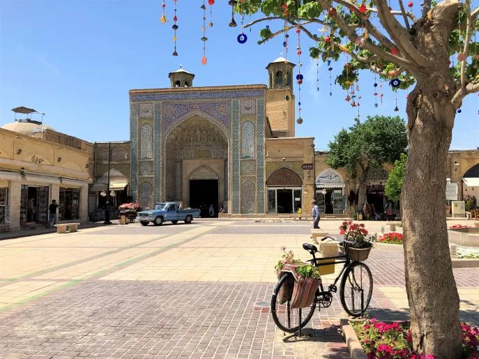 3 dimsum reizen rondreis iran shiraz