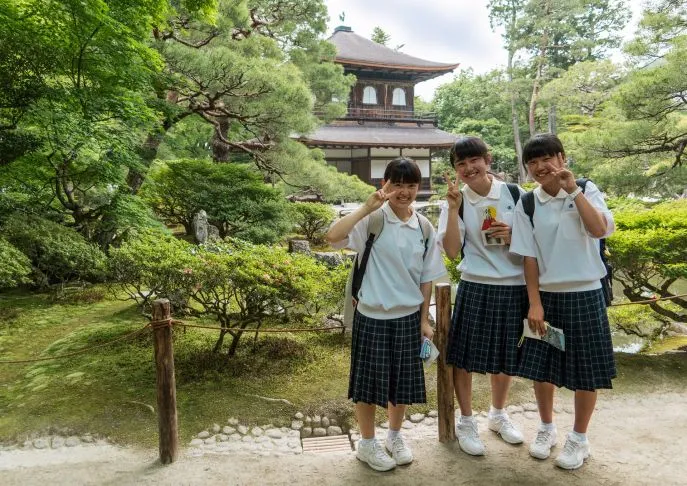 schoolgirls