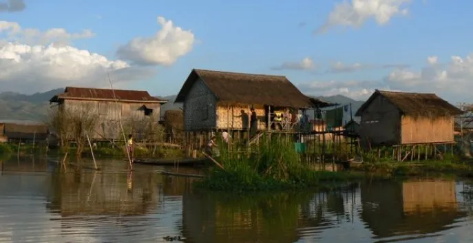 myanmar at inle lake