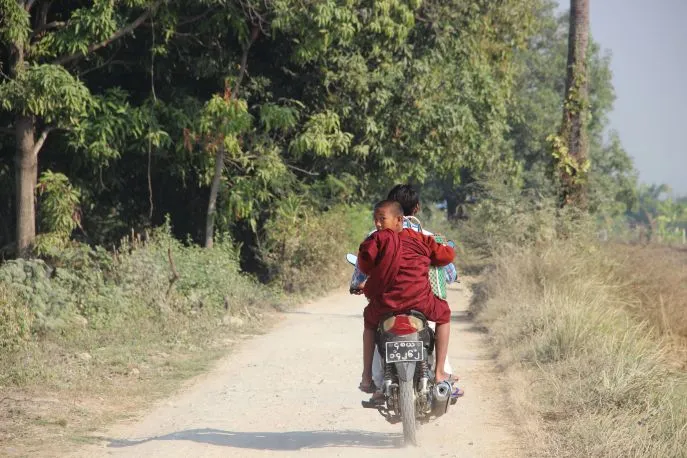 dimsum reizen fietstour mandalay platteland