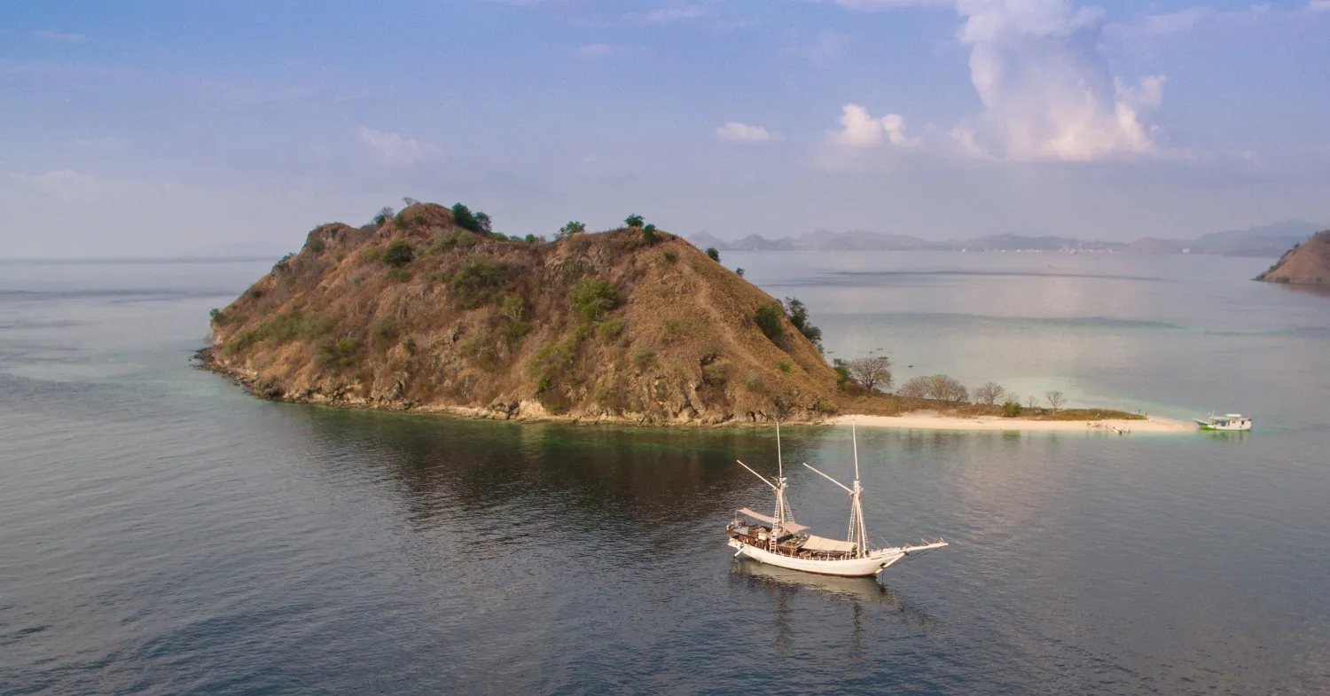 Raja Ampat boottocht jubileumreis zee varen