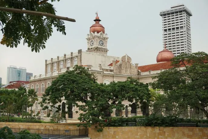 dimsum reizen maleisie merdeka plein