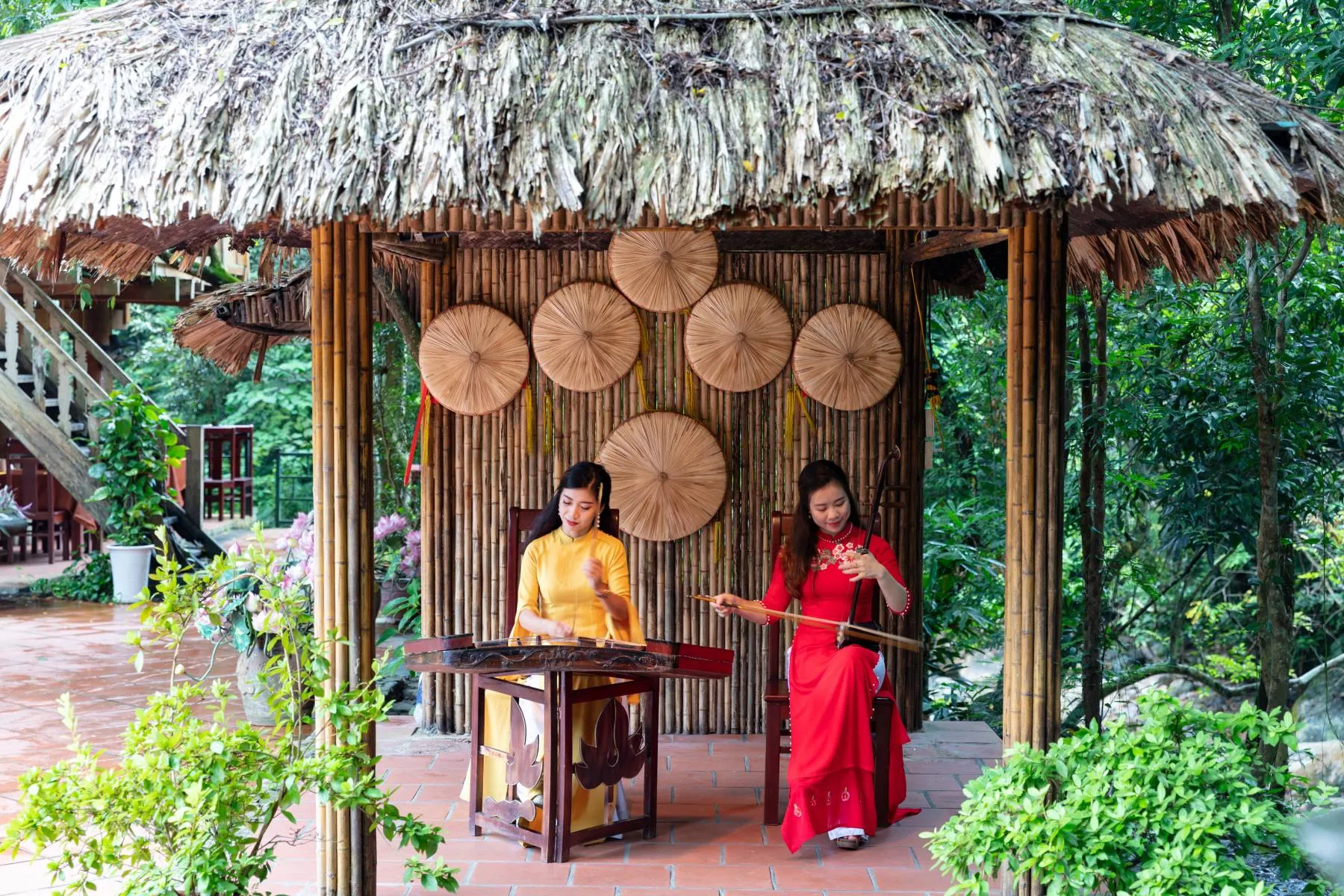 Sfeerafbeelding Vietnam%2C%20Yen%20Tu%2C%20Yen%20Tu%20M%20Gallery%2C%20Dimsum%20Reizen