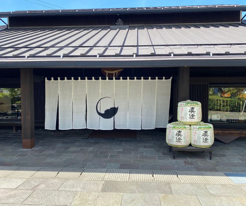 Sfeerafbeelding vijf-sakebrouwerijen-aan-het-suwa-meer